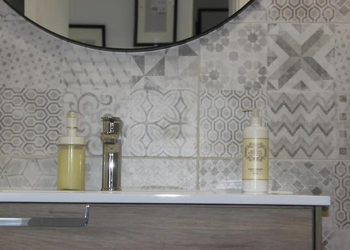 Encosta's * Paco de Arcos